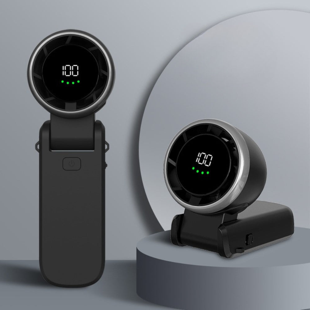 ブラックのターボ式ハンディ扇風機。高性能かつスタイリッシュな印象。